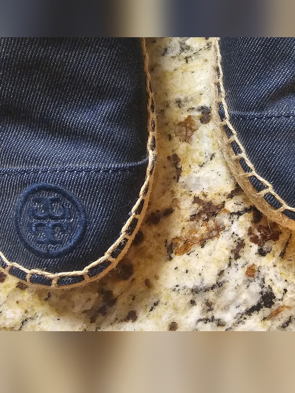 Tory Burch Denim Espadrille Flats. Size 5.5 - Picture 4 of 12